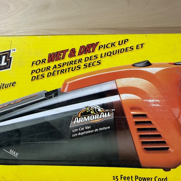 Armor All 12V Car Vac Wet and Dry NWOT - Picture 3 of 12